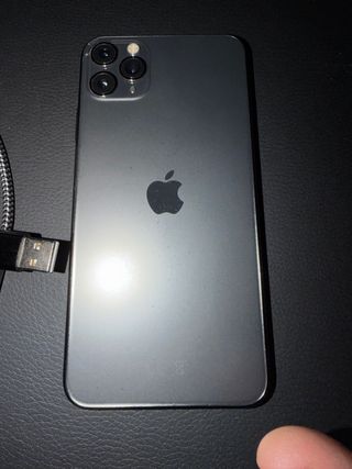 iPhone 11 Pro Max Negro