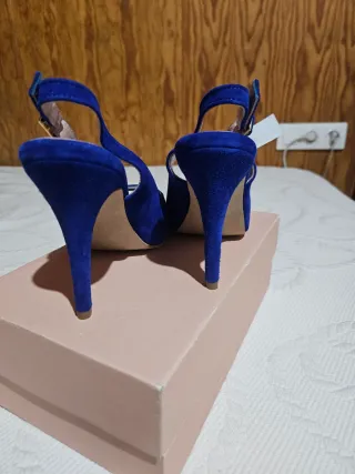 Zapatos de tacón azul talla 39