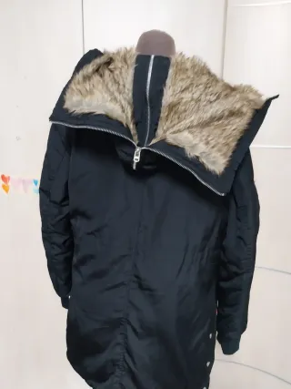 Abrigo Negro Retro Jeans con Forro Rojo