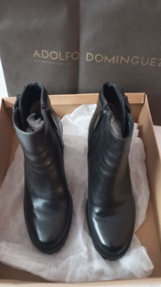 Botines Adolfo Domínguez Piel Negros