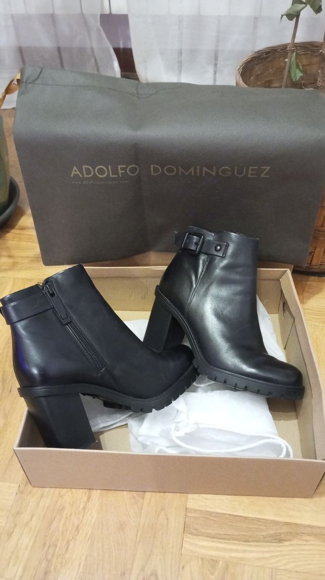 Botines Adolfo Domínguez Piel Negros