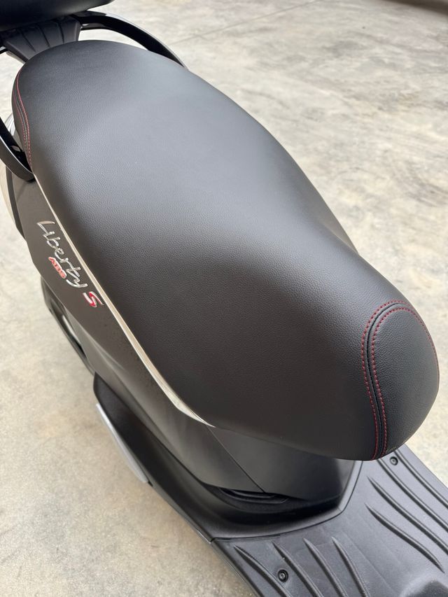 Piaggio Liberty 125 S Gris moto scooter barata