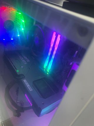 Pc Gigabyte GeForce RTX 4060