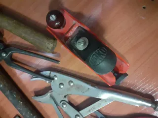 Lote de herramientas para carpintería