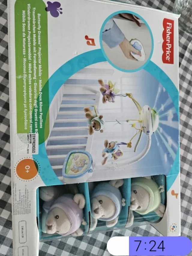 Cuna + Colchón + Proyector