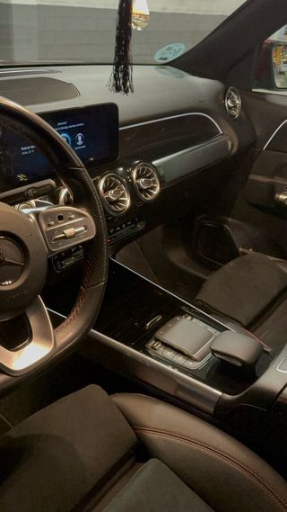 Mercedes-Benz GLB 2021