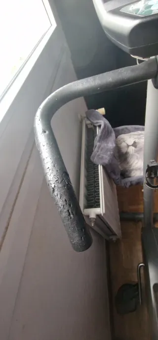 Bicicleta estática casi sin uso