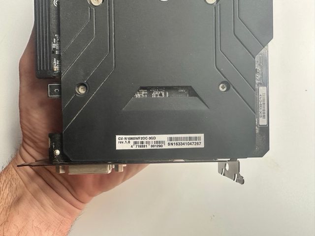 Tarjeta gráfica:Gigabyte GTX 1060 OC 3GB GDDR5