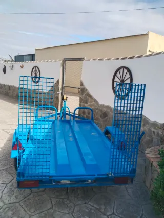 Remolque plataforma para tres motos, ATV o quad