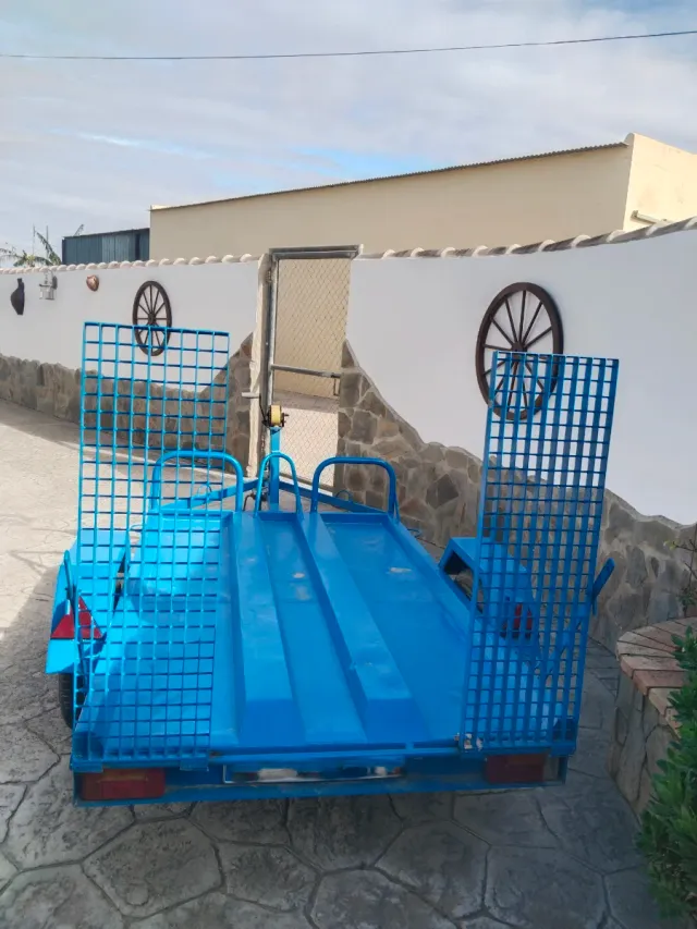 Remolque plataforma para tres motos, ATV o quad