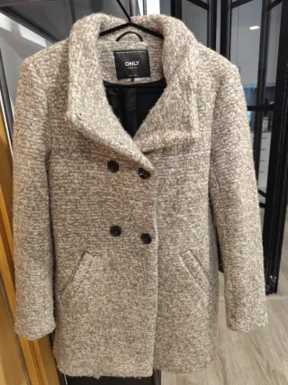 Abrigo invierno ONLY beige Talla M