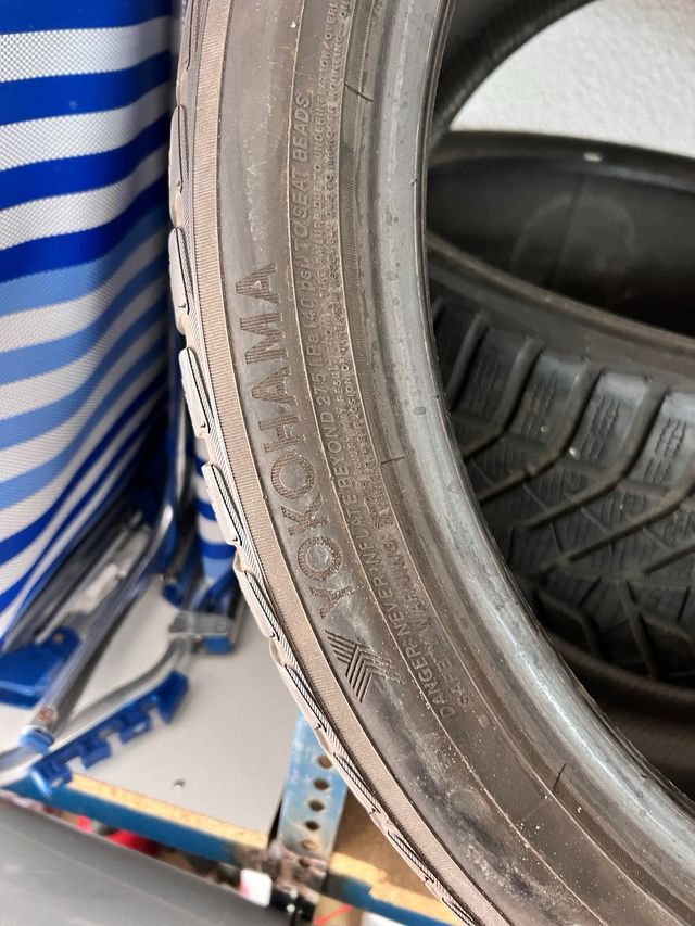 Neumáticos Yokohama 325/30/21R