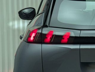 PEUGEOT E-2008 ELECTRICO ALLURE PACK 136CV