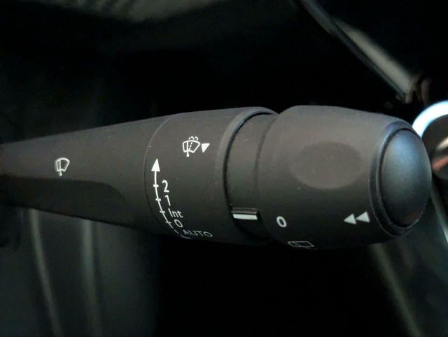 PEUGEOT E-2008 ELECTRICO ALLURE PACK 136CV