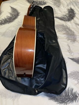 Chitarra Yamaha F370