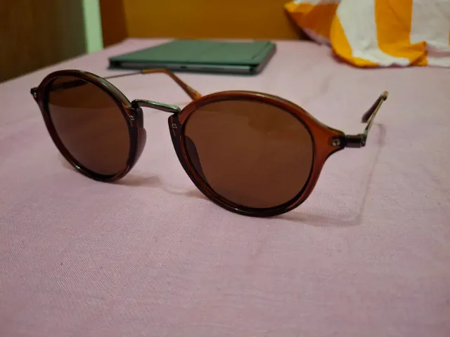 Gafas de sol marrones