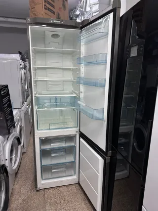 Nevera Combi Electrolux con garantia transporte