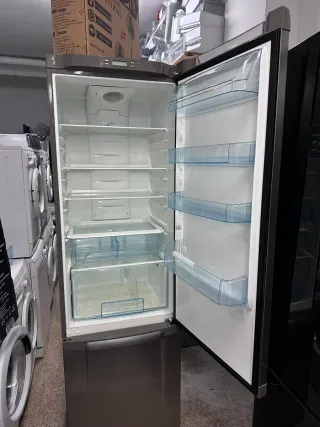 Nevera Combi Electrolux con garantia transporte