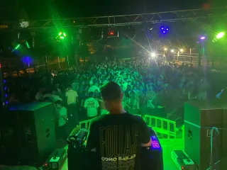 Equipo de sonido y Dj para hogueras