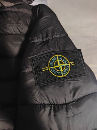 Chaqueta acolchada negra tipo Stone Island | Talla