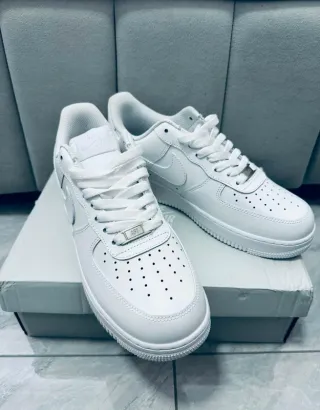 Nike Air Force 1 Low Blancas Talla 43