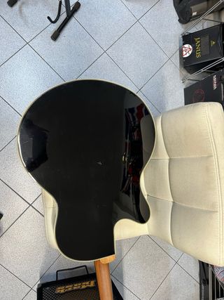 Warwick Basso Elettrificato Fretless