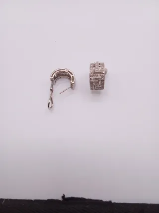 Pendientes Oro 18k y Brillantes Peso 7.6 2cmx2cm