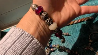 Set bracciali in metallo con ciondoli simil pandor