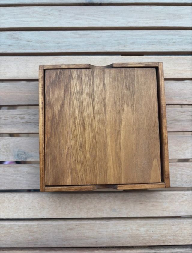 Gioco da tavolo solitario in legno