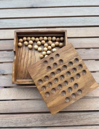 Gioco da tavolo solitario in legno