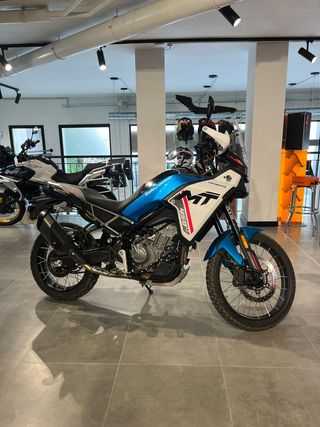 CFMOTO 450 MT Gerencia
