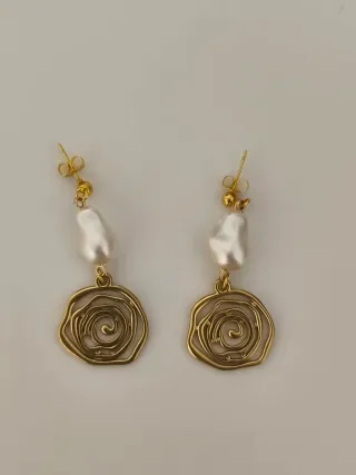 Conjunto collar, pulsera y pendientes perlas