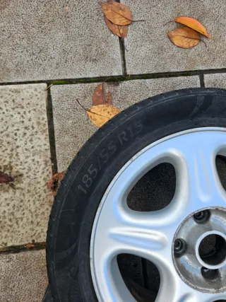 Llantas de coche SEAT (4 unidades) Vendo o cambio.
