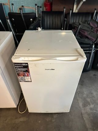 Congelador bajo mesada Universalblue Neptuno II