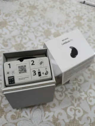 Cuffie wireless nere links Bud Fit