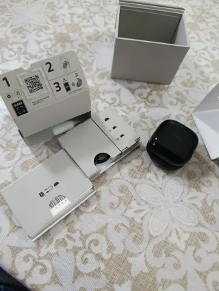 Cuffie wireless nere links Bud Fit