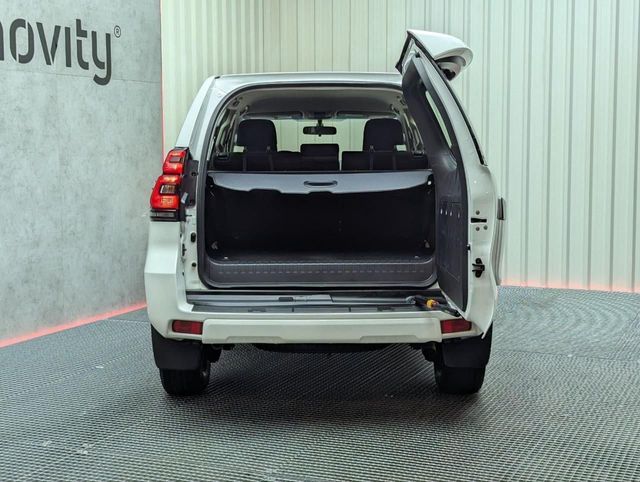 TOYOTA LAND CRUISER 2.8 D-4D 7PL GX 177CV