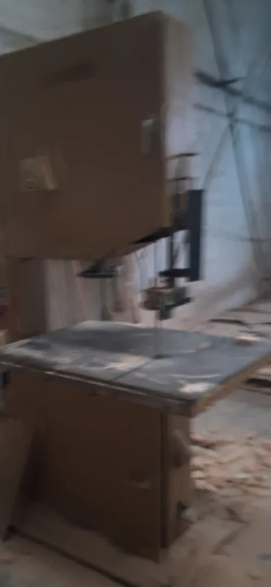 Sierra de cinta para madera