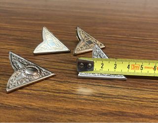 2 Pares Puntas Metálicas Camisa .