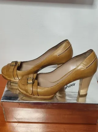 Zapatos de tacón Chloé beige/marrón