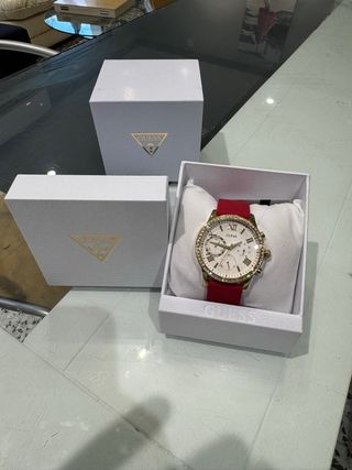 Reloj Guess Azul y rojo