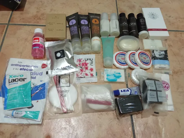 Set di articoli da viaggio