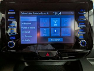 TOYOTA YARIS HIBRIDO 120H E-CVT 5P BUSINESS PLUS