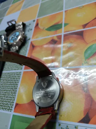 Reloj Ferrari Rojo y Plateado