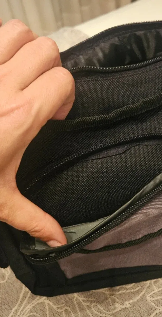 Borsa casual spaziosa nera e grigia