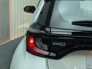 TOYOTA YARIS HIBRIDO 120H E-CVT 5P BUSINESS PLUS