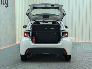 TOYOTA YARIS HIBRIDO 120H E-CVT 5P BUSINESS PLUS