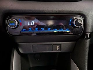 TOYOTA YARIS HIBRIDO 120H E-CVT 5P BUSINESS PLUS