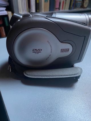 Videocamera Canon DC40