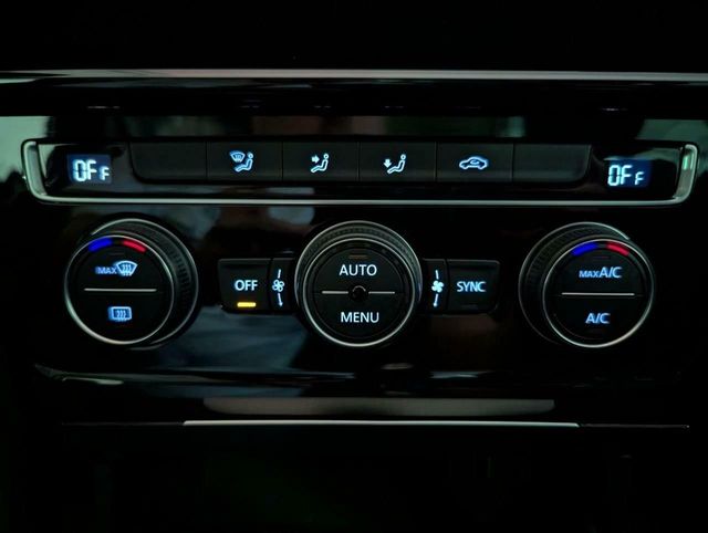 VOLKSWAGEN GOLF 2.0 TDI BMT 150 CV R-LINE VARIANT